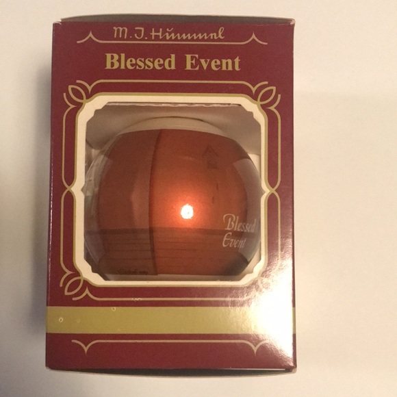 Hummel Christmas Ornament - Blessed Event - Picture 4 of 7
